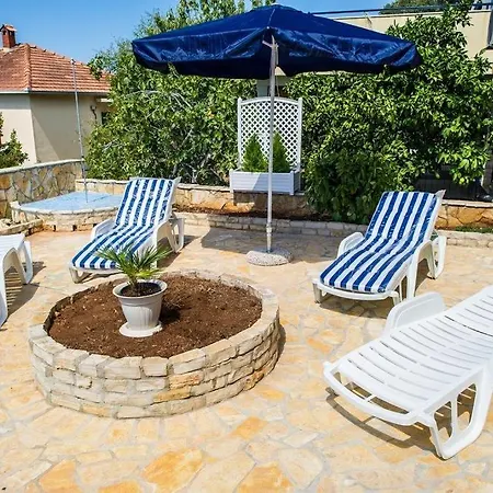 Tatil Evi Family Friendly House With A Swimming Pool - 15176 Rogoznica (Sibenik-Knin)