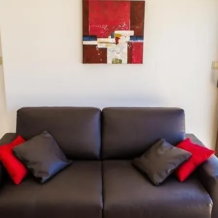 Family Friendly House With A Swimming Pool - 15176 Сasa de vacaciones *