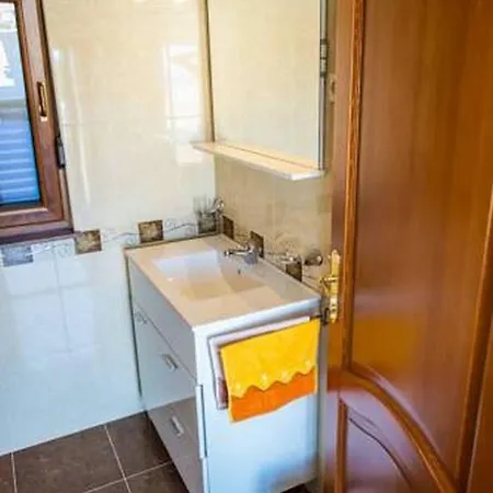 Holiday home Family Friendly House With A Swimming Pool - 15176