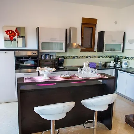 Tatil Evi Family Friendly House With A Swimming Pool - 15176 *