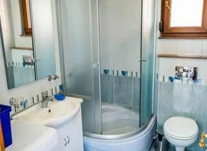 Family Friendly House With A Swimming Pool - 15176 Rogoznica (Sibenik-Knin)